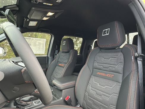 New 2026 Nissan Frontier PRO-4X w/ Pro-4x Convenience Package image 12