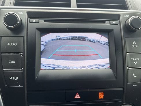 Used 2016 Toyota Camry LE image 13