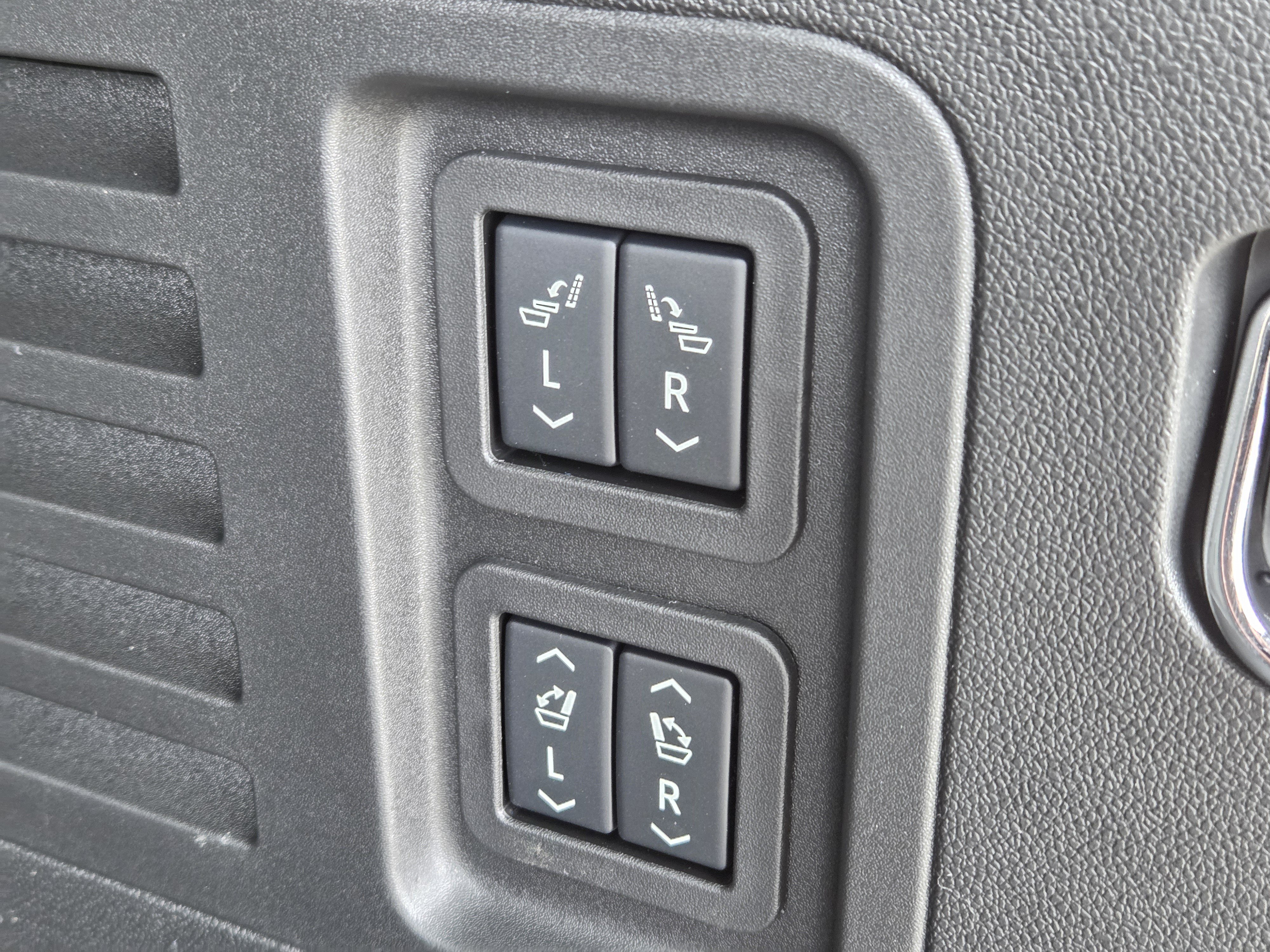 New 2027 Buick Enclave Preferred w/ Power Package AWD/4WD image 7
