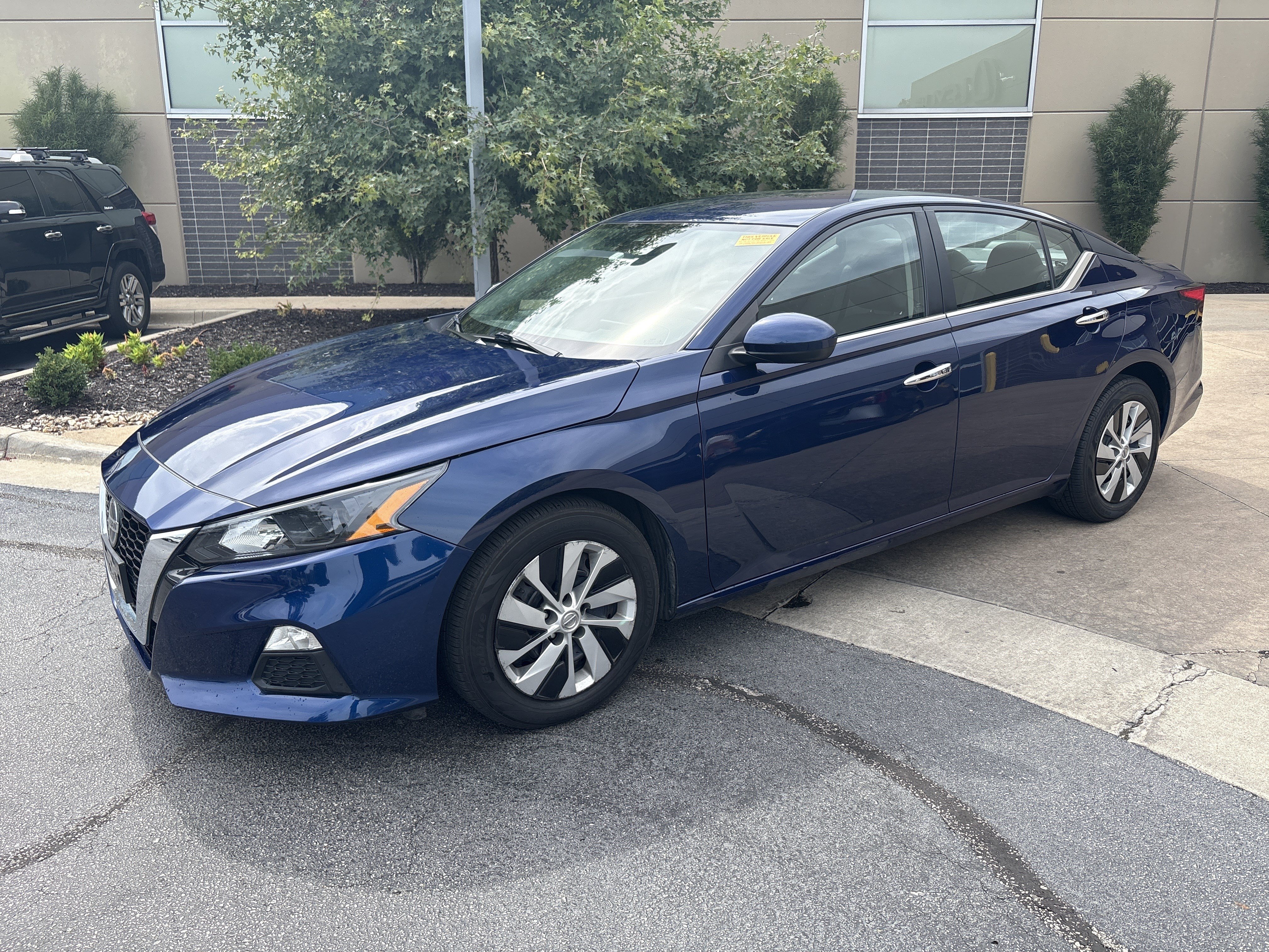 Used 2022 Nissan Altima 2.5 S w/ Driver Assist Package FWD image 5