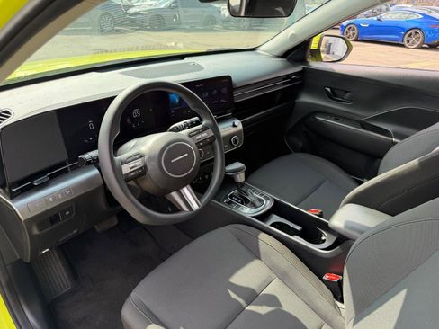 Used 2024 Hyundai Kona SE image 24