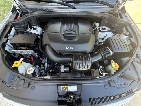 Used 2015 Jeep Grand Cherokee Overland image 23