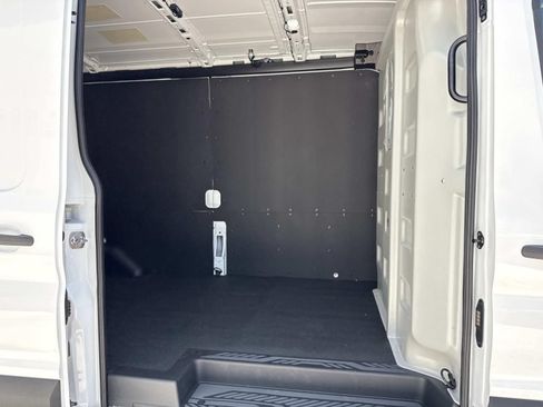 New 2026 Ford Transit 250 148 Medium Roof w/ Load Area Protection Package RWD image 11