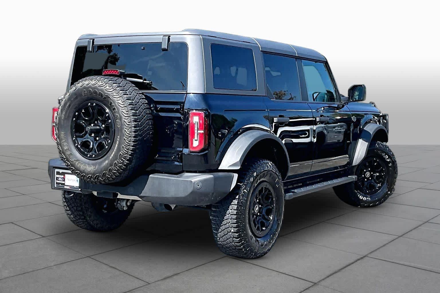 Used 2024 Ford Bronco Wildtrak AWD/4WD image 13