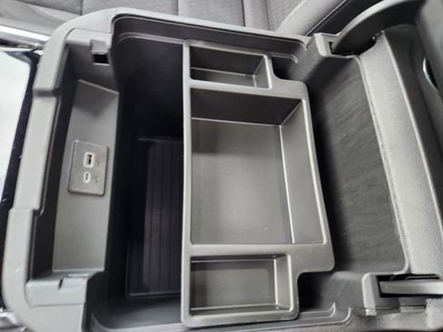 New 2026 Chevrolet Tahoe LS image 17