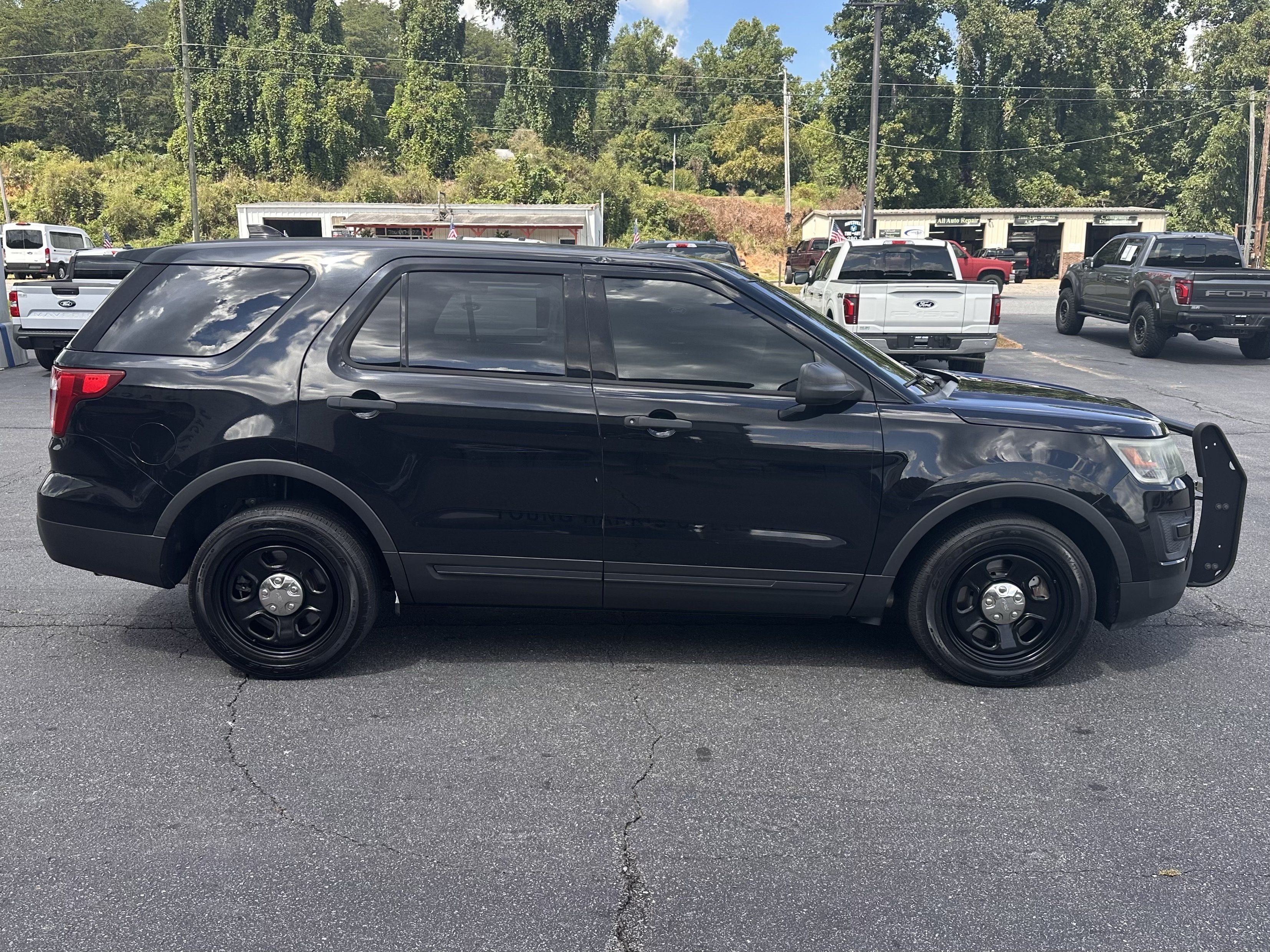 Used 2017 Ford Explorer 4WD Police Interceptor image 5