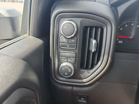 Used 2022 GMC Sierra 2500 Pro w/ Convenience Package AWD/4WD image 19