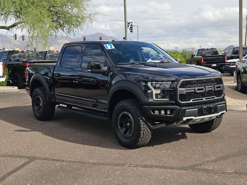 Used 2017 Ford F150 Raptor w/ Equipment Group 802A Luxury image 3