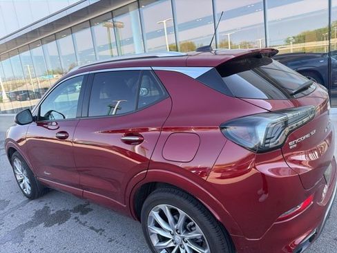 Used 2024 Buick Encore GX Avenir w/ Avenir Technology Package AWD/4WD image 4