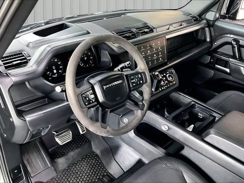 Used 2023 Land Rover Defender 110 Carpathian Edition AWD/4WD image 17