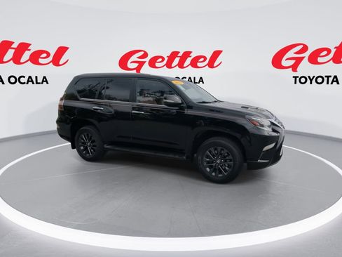 Used 2021 Lexus GX 460 Premium w/ Premium Package image 2