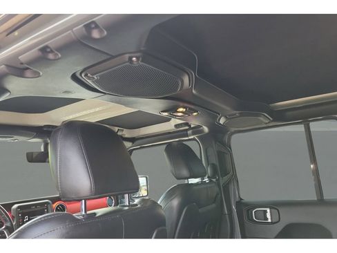 Used 2019 Jeep Wrangler Unlimited Rubicon AWD/4WD image 31