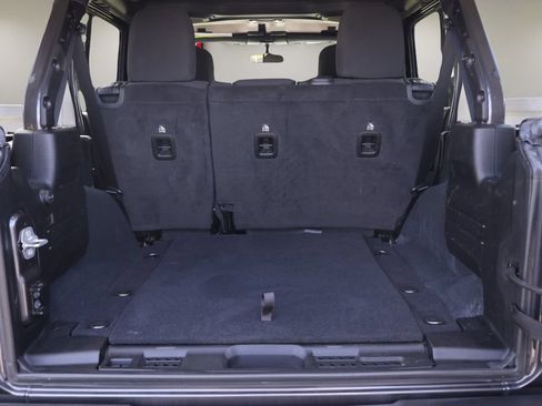 Used 2022 Jeep Wrangler Unlimited Sport AWD/4WD image 15