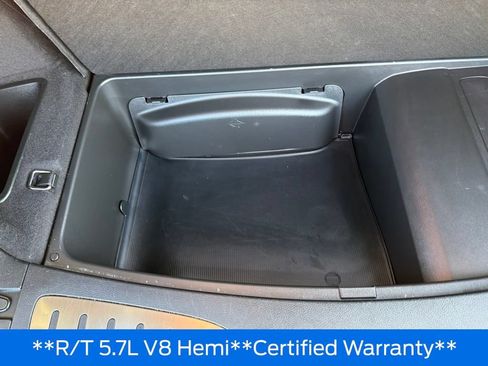 Used 2019 Dodge Durango R/T w/ Technology Group AWD/4WD image 44