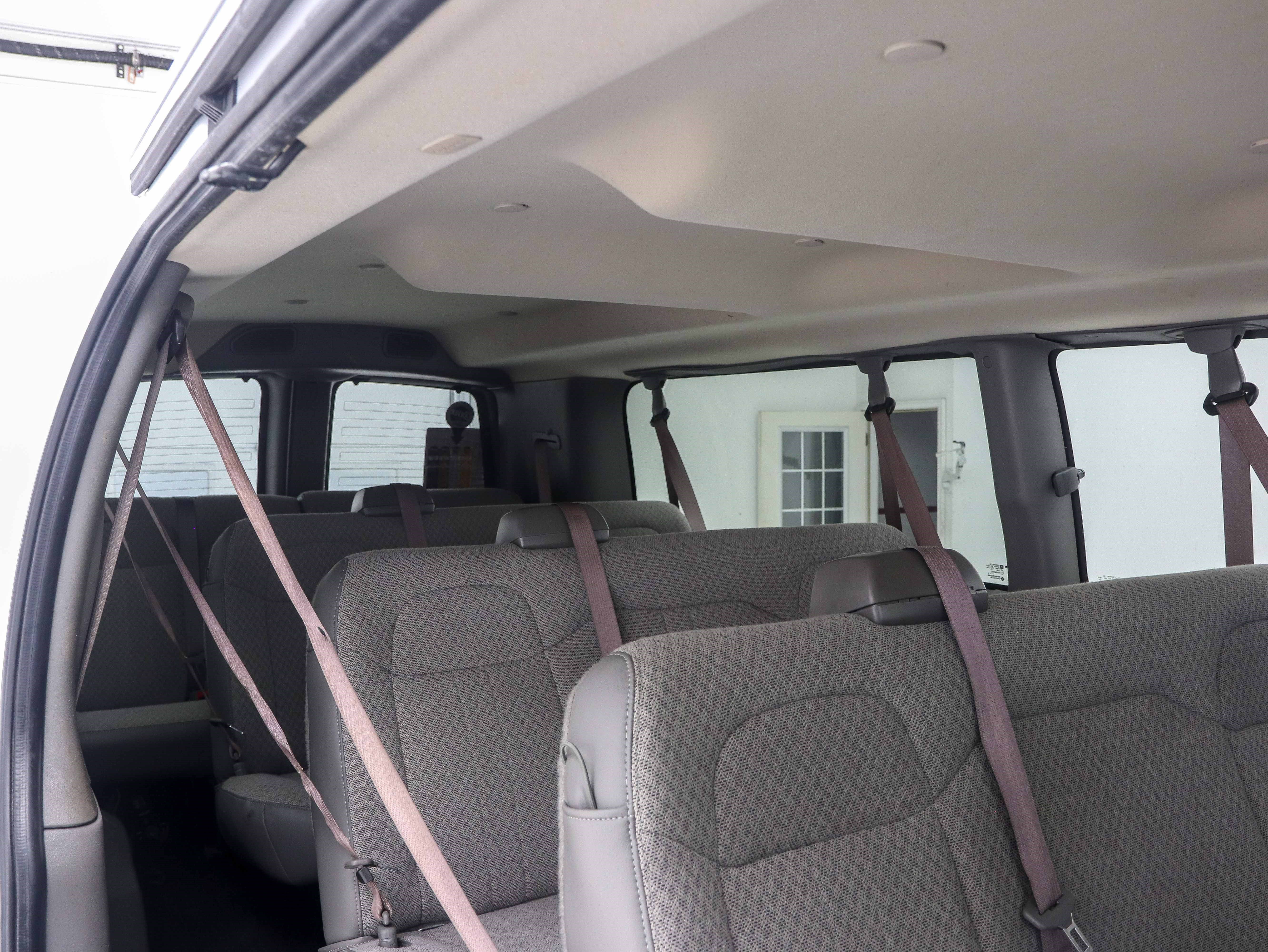 Used 2023 GMC Savana 3500 LS w/ Chrome Appearance Package RWD image 11