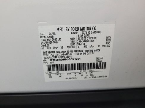Used 2018 Ford Explorer XLT w/ Equipment Group 202A AWD/4WD image 33