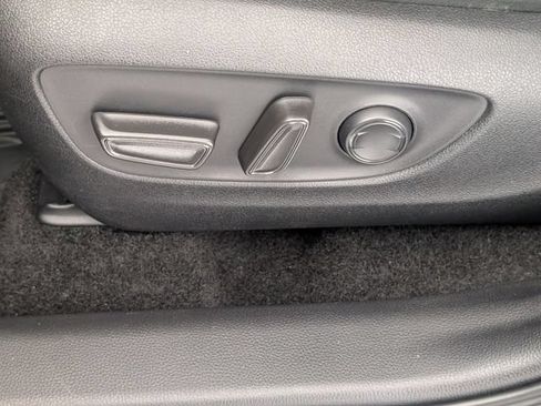Used 2024 Toyota RAV4 XLE w/ Convenience Package FWD image 14
