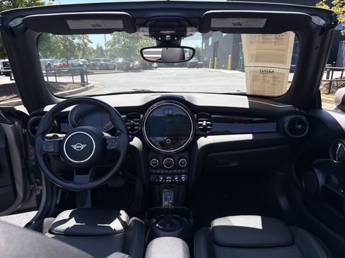 Used 2024 MINI Cooper S FWD image 18