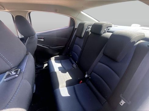 Used 2018 Toyota Yaris iA FWD image 20