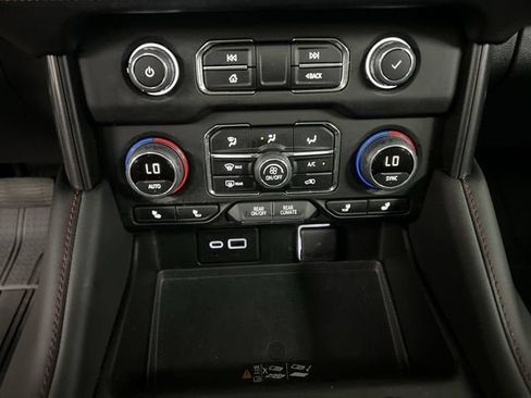 Certified 2024 Chevrolet Tahoe RST w/ Luxury Package AWD/4WD image 18