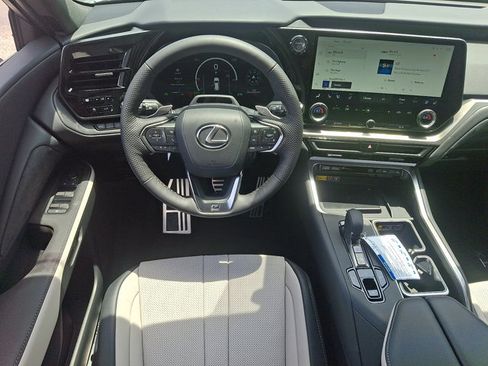 New 2026 Lexus TX 500h AWD image 7