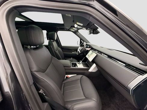 New 2026 Land Rover Range Rover Long Wheelbase SE AWD/4WD image 19