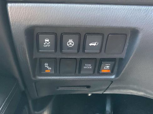 Used 2019 Nissan Pathfinder Platinum w/ Cargo Package FWD image 27