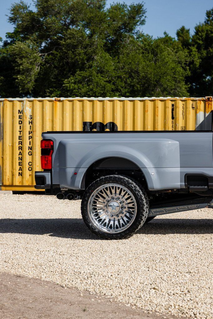 Used 2026 Ford F450 Platinum w/ Platinum Plus Package AWD/4WD image 6
