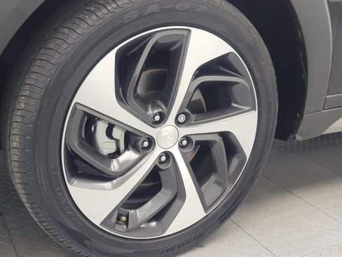 Used 2017 Hyundai Tucson Limited w/ Limited Ultimate Package 03 image 31