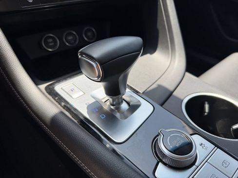 Used 2026 Genesis G70 2.5T AWD/4WD image 21