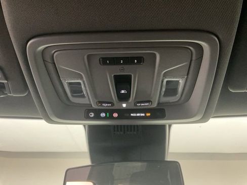 New 2026 Chevrolet Silverado 1500 LT w/ Leather Package AWD/4WD image 18