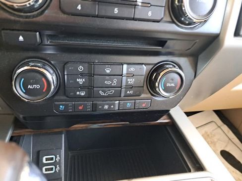 Used 2018 Ford F150 Lariat AWD/4WD image 13