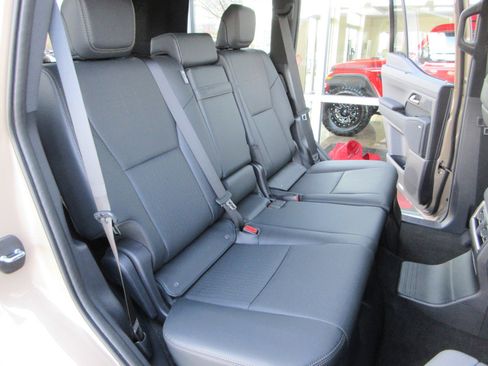 Used 2026 Lexus GX 550 image 20