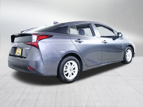 Used 2022 Toyota Prius LE image 7