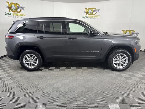 New 2025 Jeep Grand Cherokee Laredo X w/ Luxury Tech Group I image 11