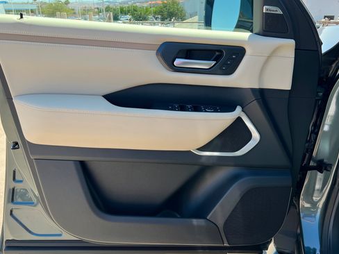 New 2026 Nissan Armada Platinum Reserve AWD/4WD image 14