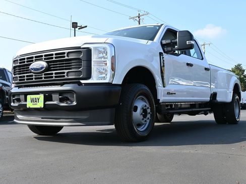 New 2026 Ford F350 XL image 9