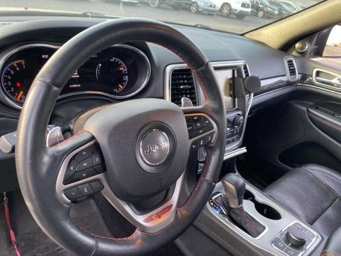 Used 2017 Jeep Grand Cherokee Trailhawk w/ Trailhawk Luxury Group image 18