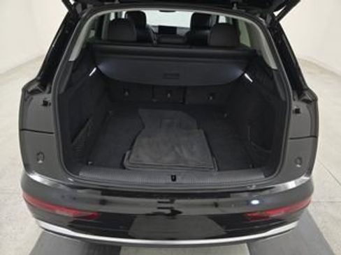 Used 2023 Audi Q5 2.0T Premium Plus w/ Premium Plus Package image 7