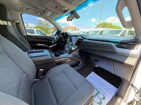 Used 2017 Chevrolet Tahoe LS AWD/4WD image 10