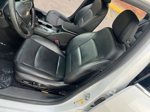 Used 2018 Chevrolet Malibu LT w/ Leather Package image 11