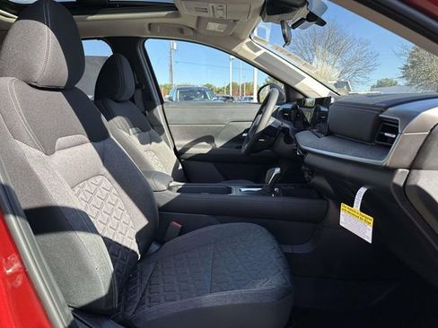 New 2026 Nissan Kicks SV w/ SV Premium Package FWD image 10