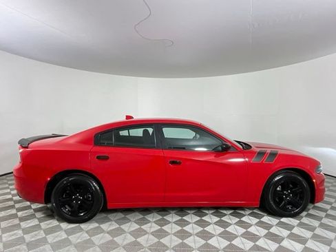 Used 2023 Dodge Charger SXT RWD image 4