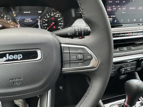 New 2026 Jeep Compass Latitude AWD/4WD image 26