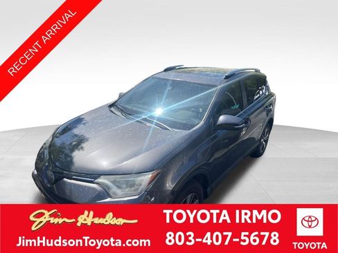 Used 2018 Toyota RAV4 XLE image 1