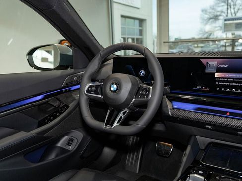 New 2026 BMW 540i xDrive w/ M Sport Package image 38