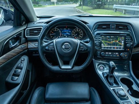 Used 2017 Nissan Maxima Platinum FWD image 27