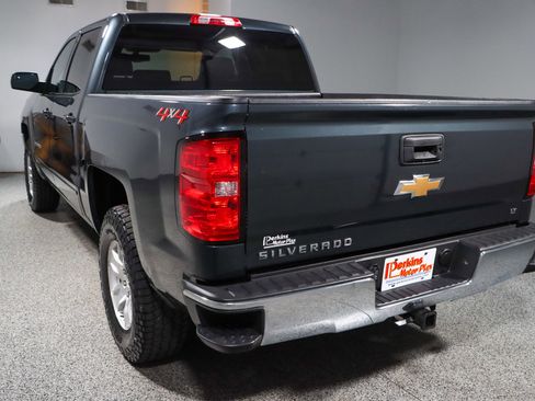 Used 2018 Chevrolet Silverado 1500 LT AWD/4WD image 9