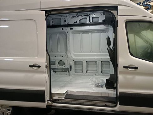 New 2026 Ford Transit 350 148 High Roof Extended image 19