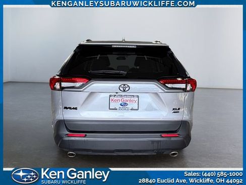 Used 2025 Toyota RAV4 XLE w/ Convenience Package AWD/4WD image 4